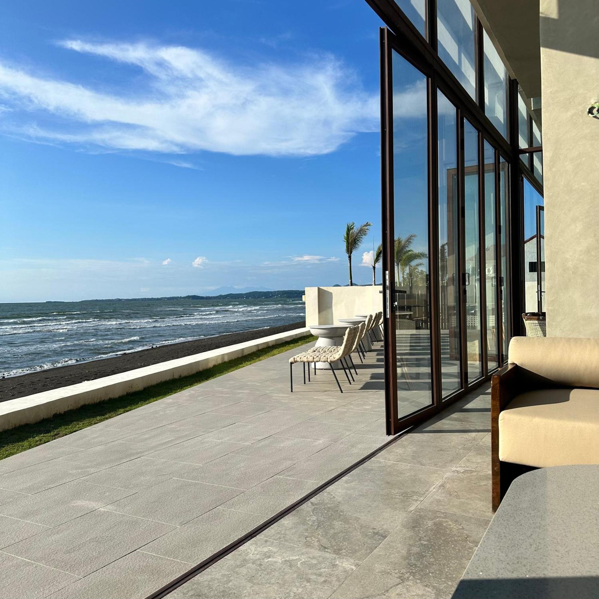 Tana Beach Villas Ліан Екстер'єр фото